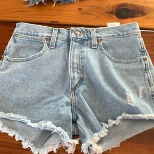 wrangler light wash shorts